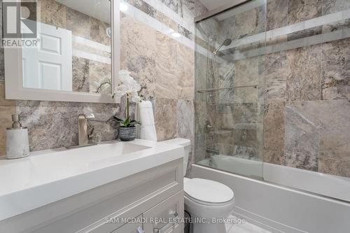 44 Bass Lake Rd, Galway-Cavendish And Harvey, ON - Indoor Photo Showing Bathroom