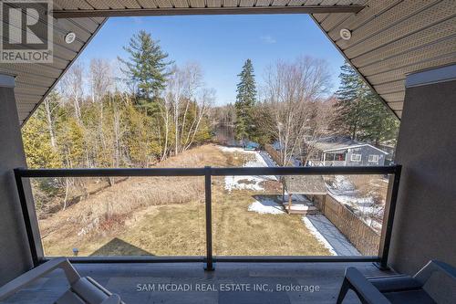 44 Bass Lake Rd, Galway-Cavendish And Harvey, ON - Outdoor With Balcony