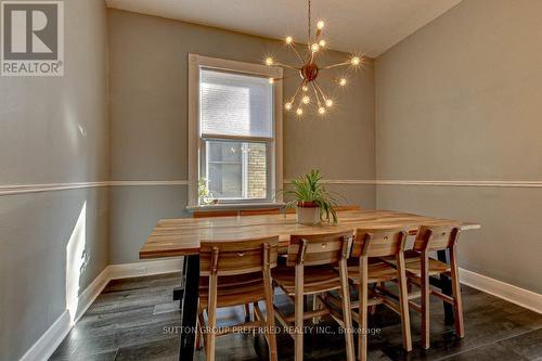 111 Edward Street, London, ON - Indoor Photo Showing Dining Room