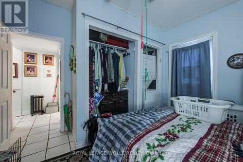 218 Catharine St N, Hamilton, ON - Indoor Photo Showing Bedroom