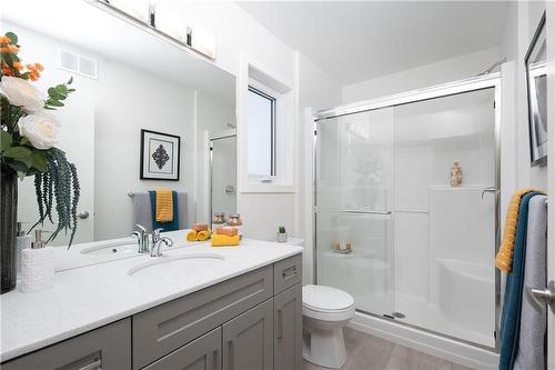 52 Saddle Creek Cove, Winnipeg, MB - Indoor Photo Showing Bathroom