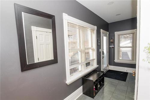 152 2Nd Street Se, Carman, MB - Indoor Photo Showing Other Room