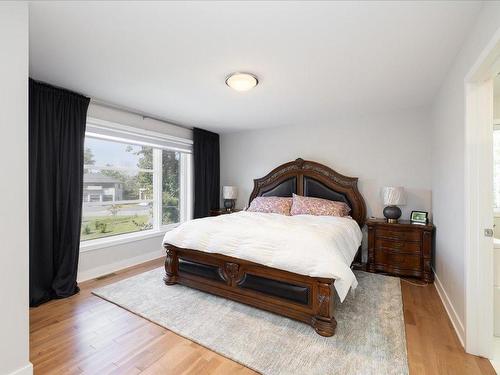 Master bedroom - 38 142E Avenue, Notre-Dame-De-L'Île-Perrot, QC - Indoor Photo Showing Bedroom