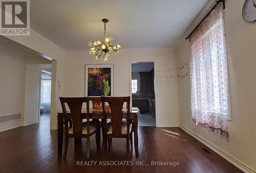 50 Strong Ave, Vaughan, ON - Indoor Photo Showing Dining Room