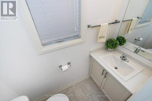 35 Yacht Dr, Clarington, ON - Indoor Photo Showing Bathroom