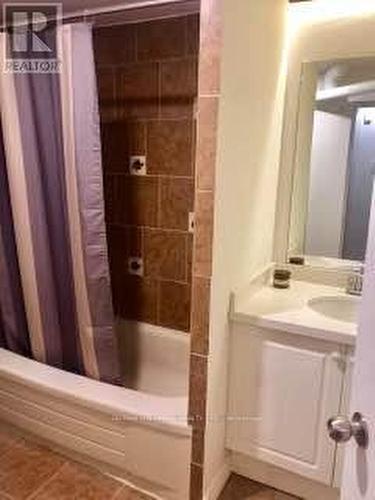 146 Royal Orchard Boulevard, Markham, ON - Indoor Photo Showing Bathroom