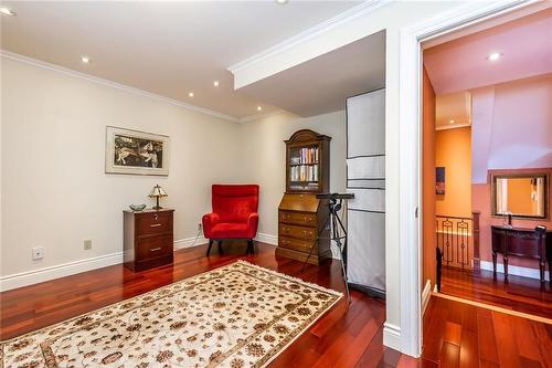 14 Bold Street, Hamilton, ON - Indoor Photo Showing Other Room