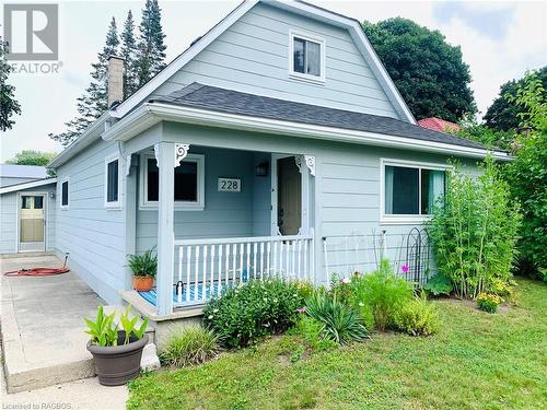 228 Spence Street, Southampton, ON - Indoor Photo Showing Other Room