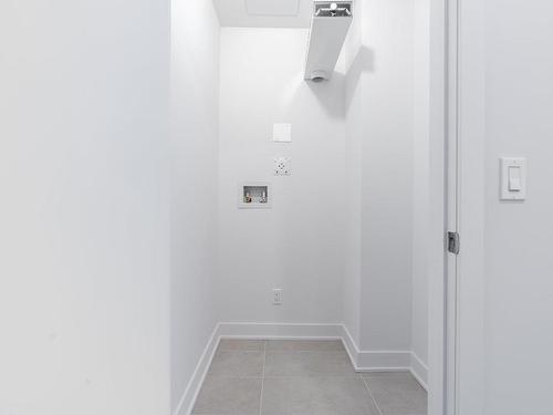 Salle de lavage - 605B-1400 Rue Ottawa, Montréal (Le Sud-Ouest), QC - Indoor Photo Showing Other Room