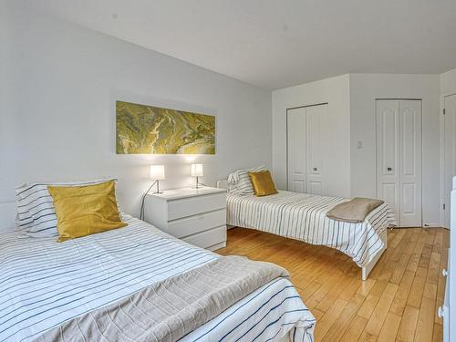 Chambre Ã Â coucher - 848  - 850 Place Fleurie, Sainte-Adèle, QC - Indoor Photo Showing Bedroom
