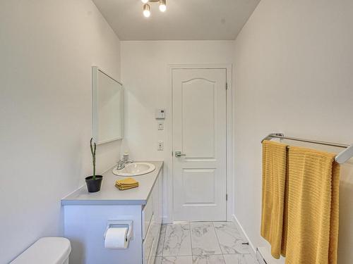 Bathroom - 848  - 850 Place Fleurie, Sainte-Adèle, QC - Indoor Photo Showing Bathroom