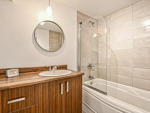 Dwelling - 848  - 850 Place Fleurie, Sainte-Adèle, QC - Indoor Photo Showing Bathroom