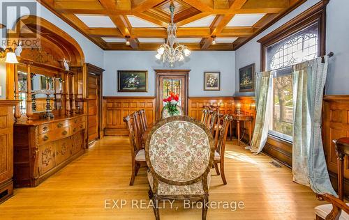 353 Bay St S, Hamilton, ON - Indoor Photo Showing Dining Room