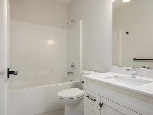 4541 Suncrest Rd, Nanaimo, BC - Indoor Photo Showing Bathroom