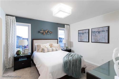 128 Meadowland Drive, West St Paul, MB - Indoor Photo Showing Bedroom