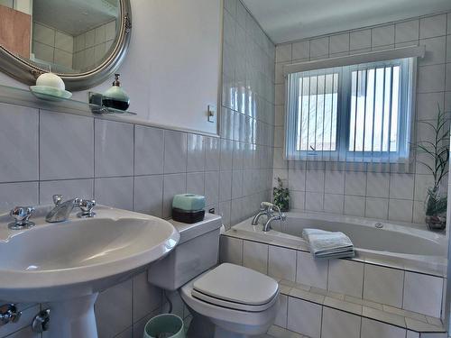 Salle de bains - 5170 Tsse Beaudry, Longueuil (Saint-Hubert), QC - Indoor Photo Showing Bathroom