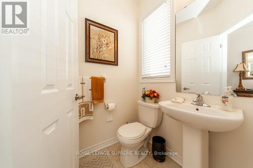 560 Brett Street, Shelburne, ON - Indoor Photo Showing Bathroom