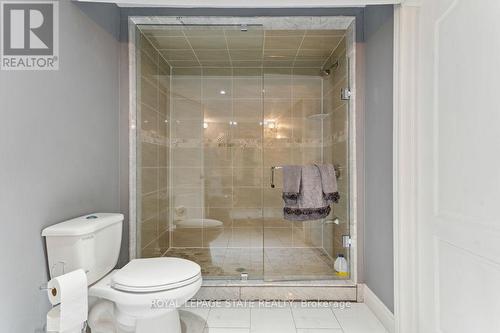 88 Chartwell Circ, Hamilton, ON - Indoor Photo Showing Bathroom