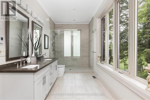 41 Clubhouse Drive, Huntsville, ON - Indoor Photo Showing Bathroom