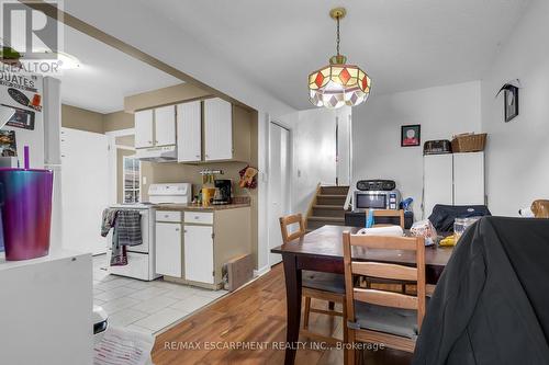 4649 Sussex Dr, Niagara Falls, ON - Indoor Photo Showing Kitchen