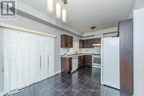 96 Clearfield Drive, Brampton, ON - Indoor Photo Showing Kitchen