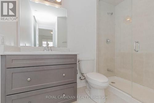 303 - 95 Dundas Street W, Oakville, ON - Indoor Photo Showing Bathroom