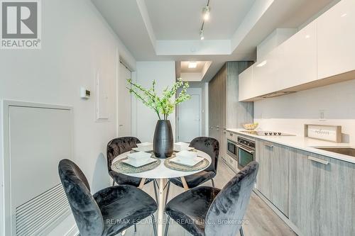 #4008 -50 Charles St, Toronto, ON - Indoor Photo Showing Dining Room