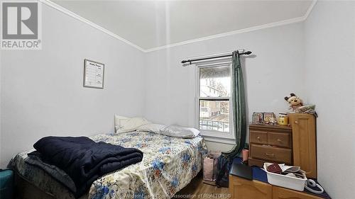 211 Josephine, Windsor, ON - Indoor Photo Showing Bedroom