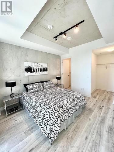 609 - 55 Ontario Street, Toronto, ON - Indoor Photo Showing Bedroom