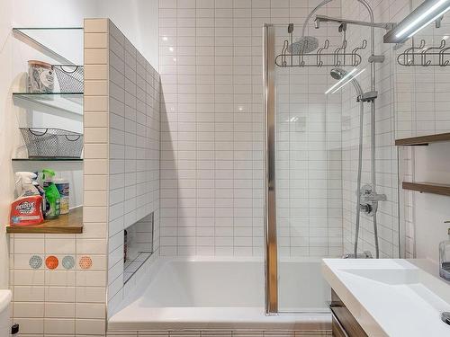 Salle de bains - 1537 Av. Wrexham, Montréal (Ville-Marie), QC - Indoor Photo Showing Bathroom