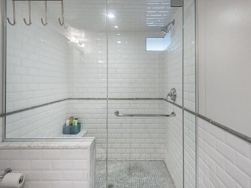 Salle de bains - 1537 Av. Wrexham, Montréal (Ville-Marie), QC - Indoor Photo Showing Bathroom