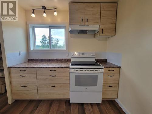 3766 216 Road, Dawson Creek, BC - Indoor Photo Showing Kitchen
