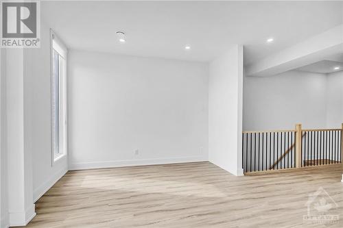 271 Duncairn Avenue, Ottawa, ON - Indoor Photo Showing Other Room
