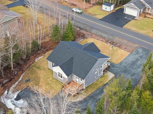 16 Hemlock Drive, Stewiacke, NS 