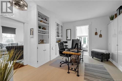 62 Sophia Street, Saint Andrews, NB - Indoor Photo Showing Living Room