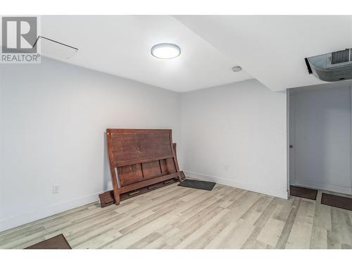 470 Snowsell Street N, Kelowna, BC - Indoor Photo Showing Other Room