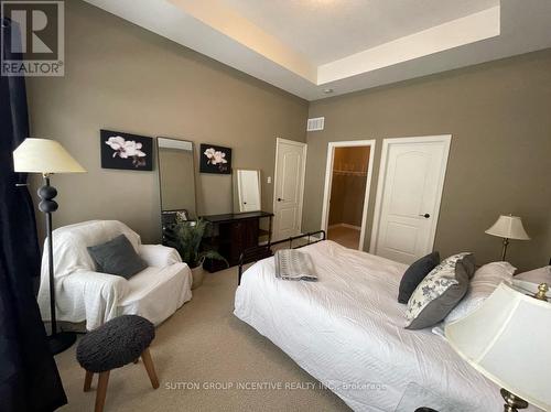 5 Stormont Crt, Muskoka Lakes, ON - Indoor Photo Showing Bedroom