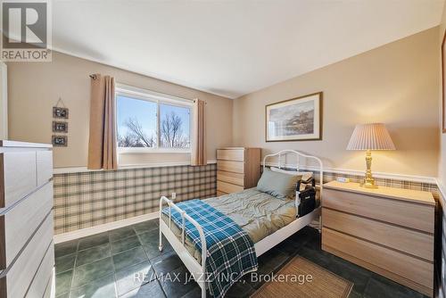 8733 Leskard Rd, Clarington, ON - Indoor Photo Showing Bedroom