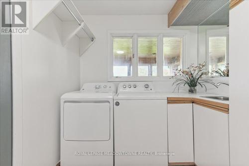 16636 32 Sideroad, Halton Hills, ON - Indoor Photo Showing Laundry Room