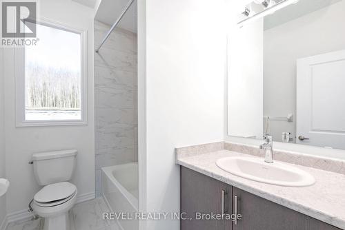 220 Ramblewood Drive, Wasaga Beach, ON - Indoor Photo Showing Bathroom