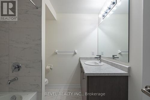 220 Ramblewood Drive, Wasaga Beach, ON - Indoor Photo Showing Bathroom