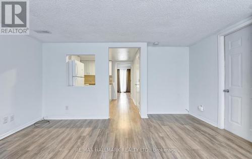 #(East) -351 Winnifred Dr, Georgina, ON - Indoor Photo Showing Other Room