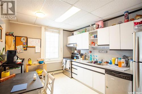 303 609 King Street, Saskatoon, SK - Indoor Photo Showing Kitchen With Double Sink
