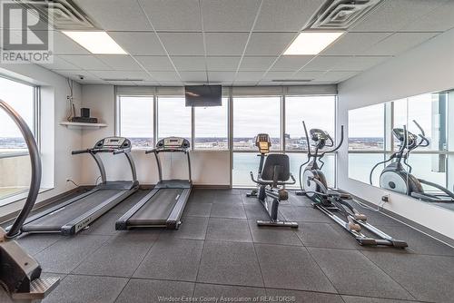 1225 Riverside Drive West Unit# 508, Windsor, ON - Indoor Photo Showing Gym Room
