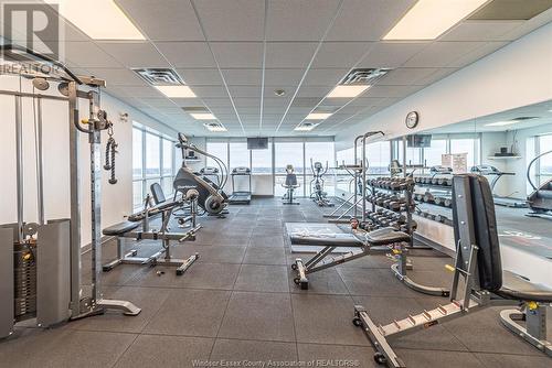 1225 Riverside Drive West Unit# 508, Windsor, ON - Indoor Photo Showing Gym Room