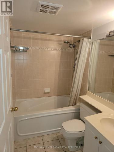 1107 - 7 Lorraine Drive, Toronto, ON - Indoor Photo Showing Bathroom