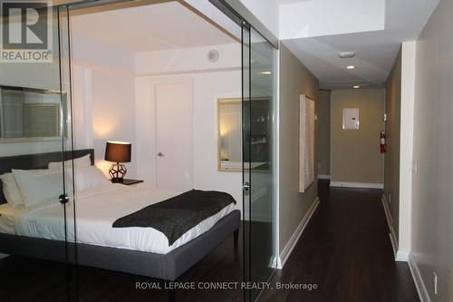 #2020 -155 Yorkville Ave, Toronto, ON - Indoor Photo Showing Bedroom