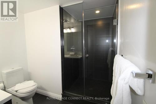 #2020 -155 Yorkville Ave, Toronto, ON - Indoor Photo Showing Bathroom