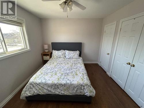 395 Cedar St N, Timmins, ON - Indoor Photo Showing Bedroom