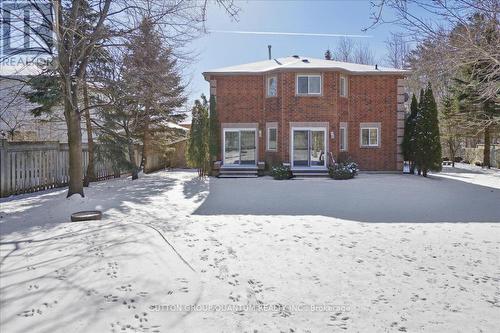 22 Farmstead Cres, Barrie, ON - Outdoor